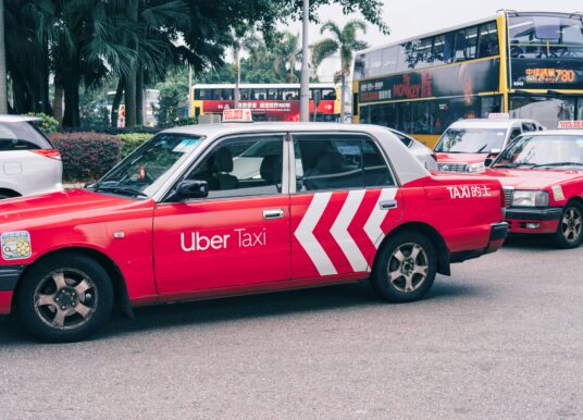 Pourquoi Uber n’existe pas à Saint-Barthélemy et comment s’en passer